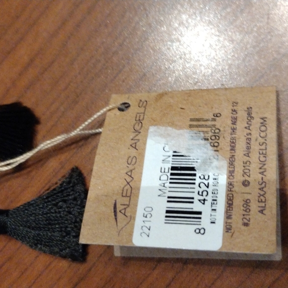 Alexa's Angels pull string Clasp bracelet. - Picture 5 of 9